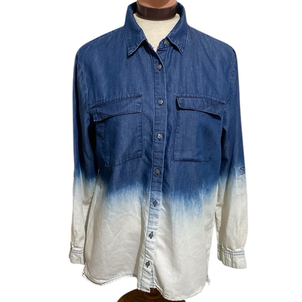 Nine West Jeans Women's Medium Blue Ombre Button Down Long Sleeve Shirt